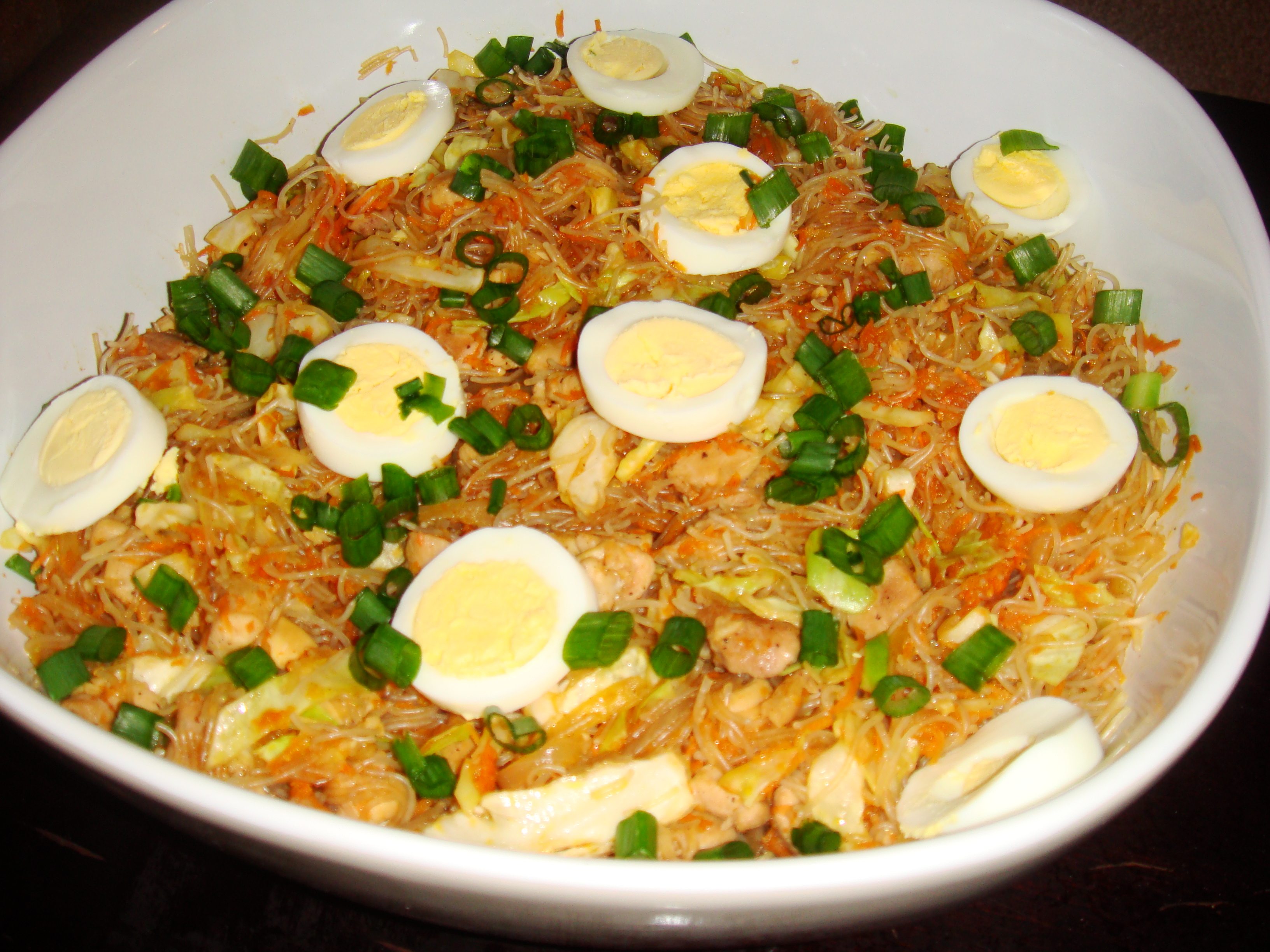 What is a recipe for Filipino pancit?